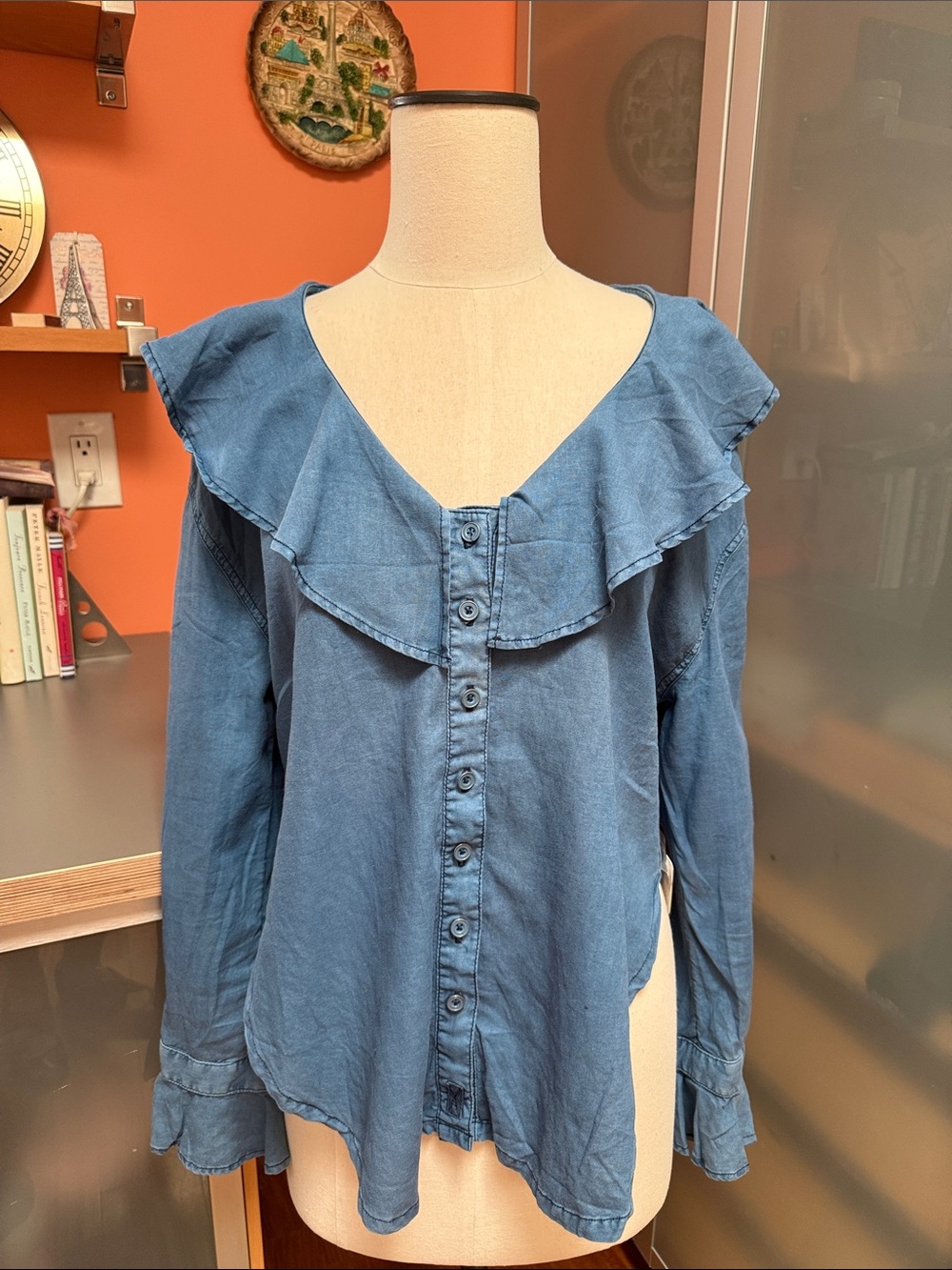 Free people NWT “We The Free “ demin Blue Ruffle-Trim Button-Front Blouse
